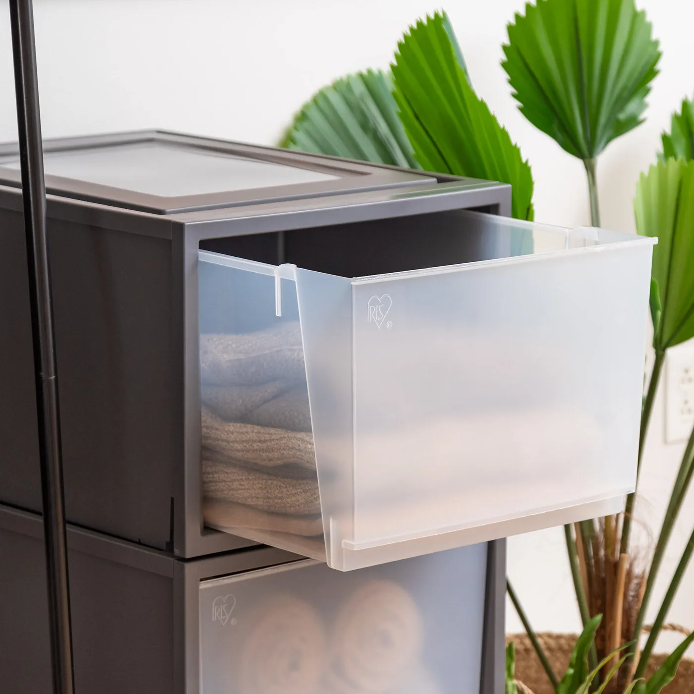 Deep Box Chest Drawer, Black