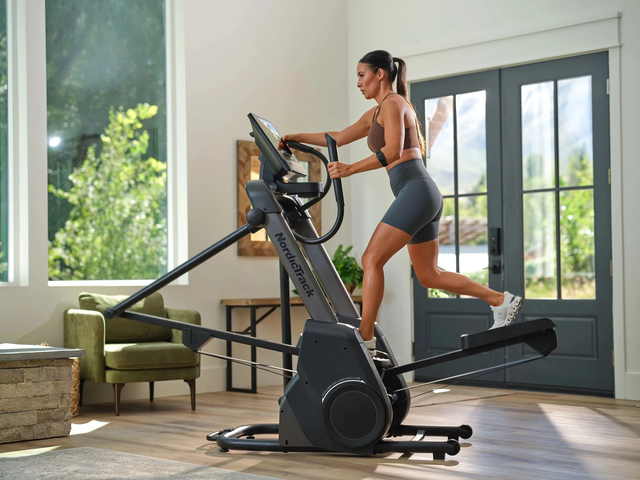 Nordictrack X16 Elliptical (2025 New)